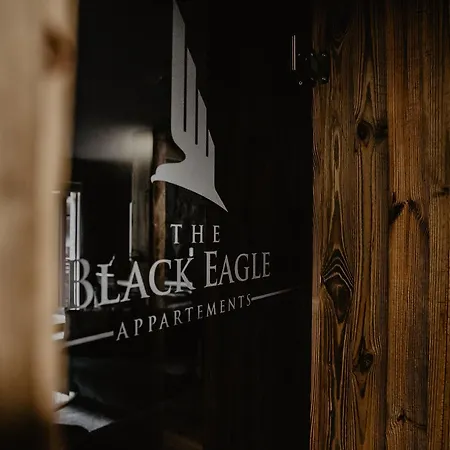 Black Eagle Loft Luxury *